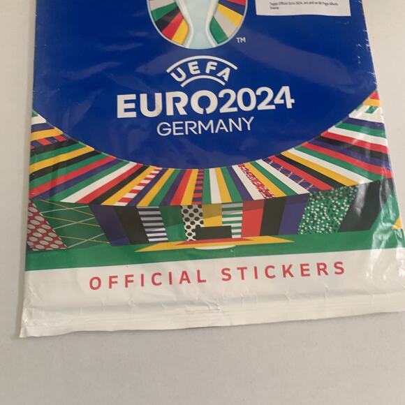 Starter Pack Album 24 Stickers Topps UEFA EURO 2024 Germany Official Stickers - Picture 4 of 7